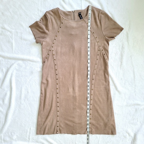 Lord & Taylor Western Shift Dress‎ Faux Suede Tan Gold Studs Short Sleeve Small - Picture 14 of 15